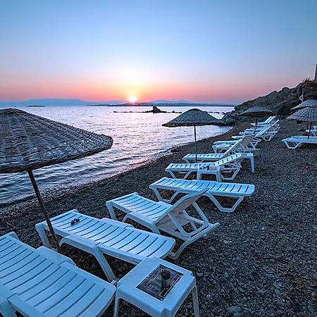 Moon & Sun Hotel